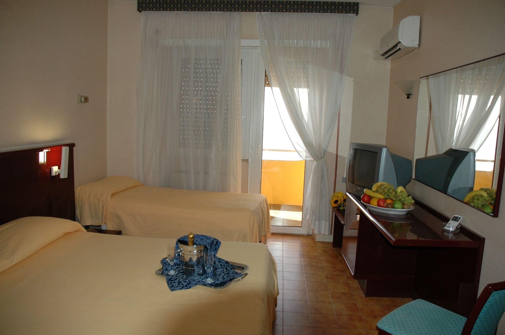 Grand Hotel Dei Cesari Dependance Anzio Bagian luar foto