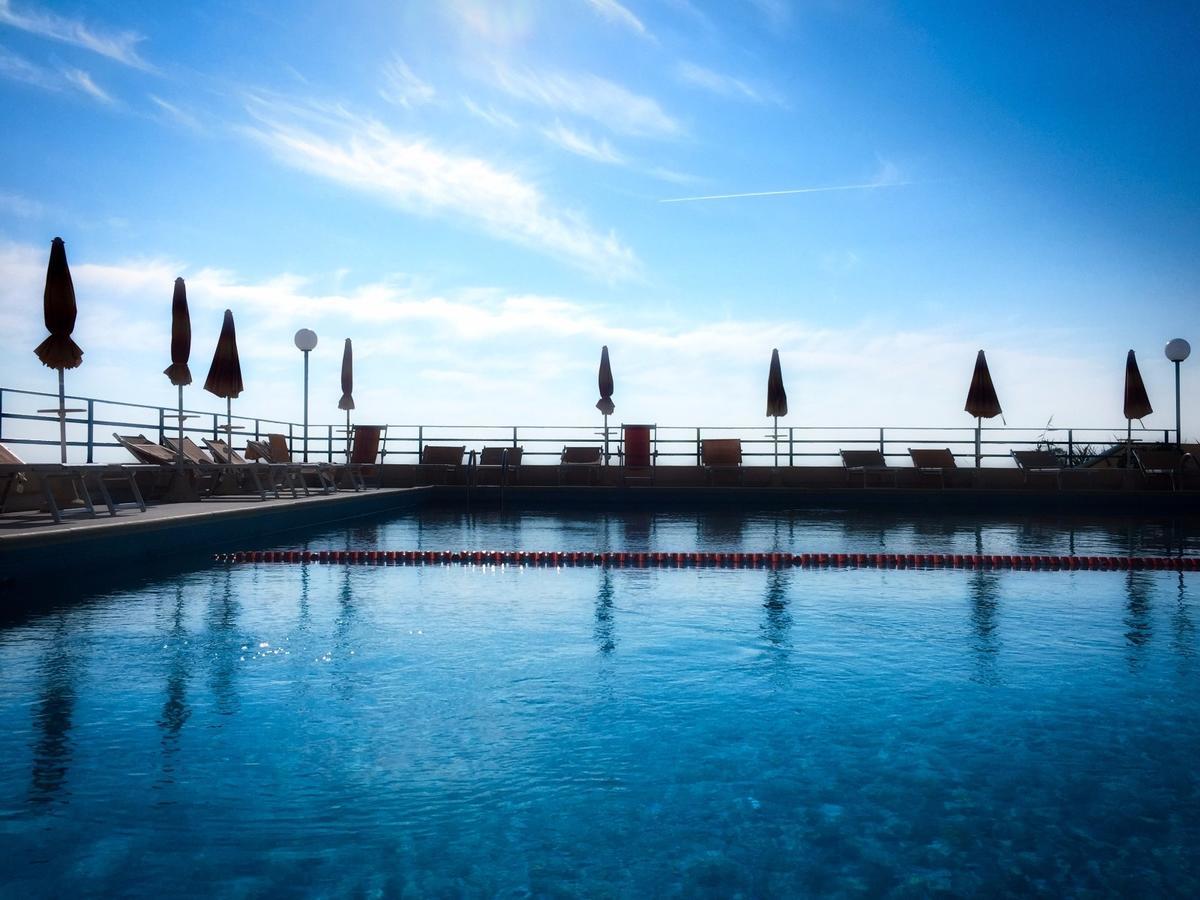 Grand Hotel Dei Cesari Dependance Anzio Bagian luar foto